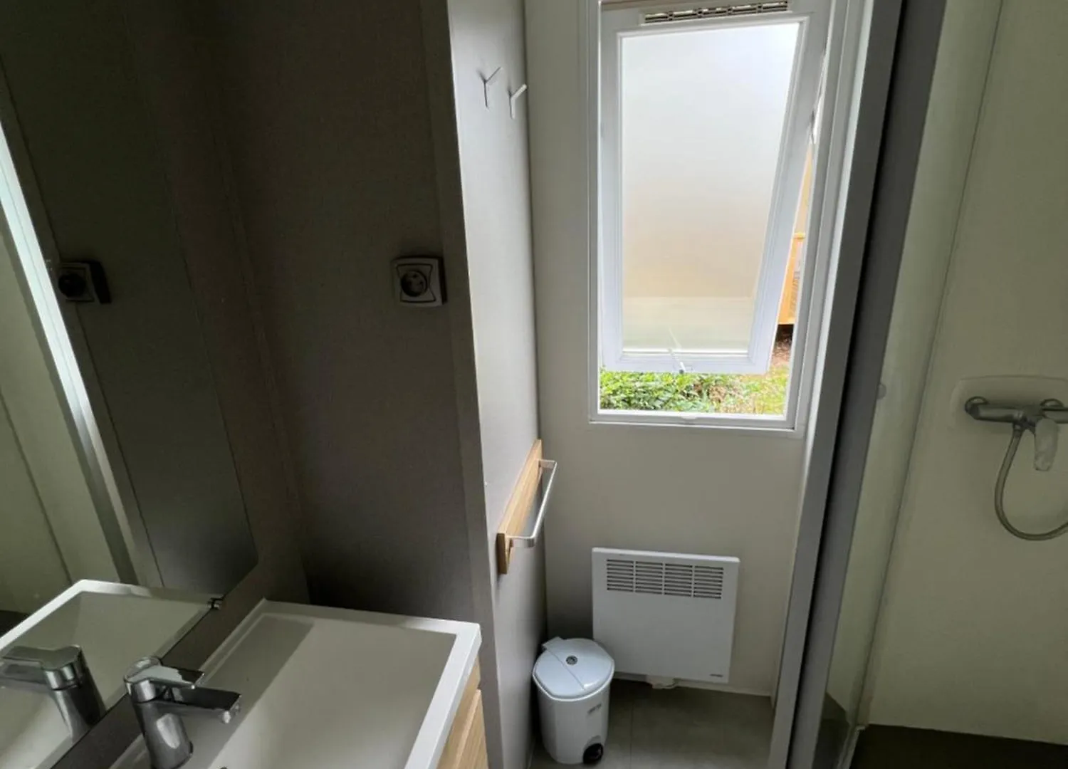 مكان تخييم La Grande Metairie Location Mobil-Home 4P كارناك فرنسا